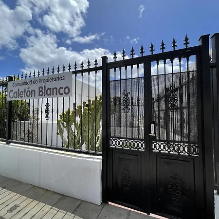 Apartamento Casahost - Casa Elu Lanzarote *
